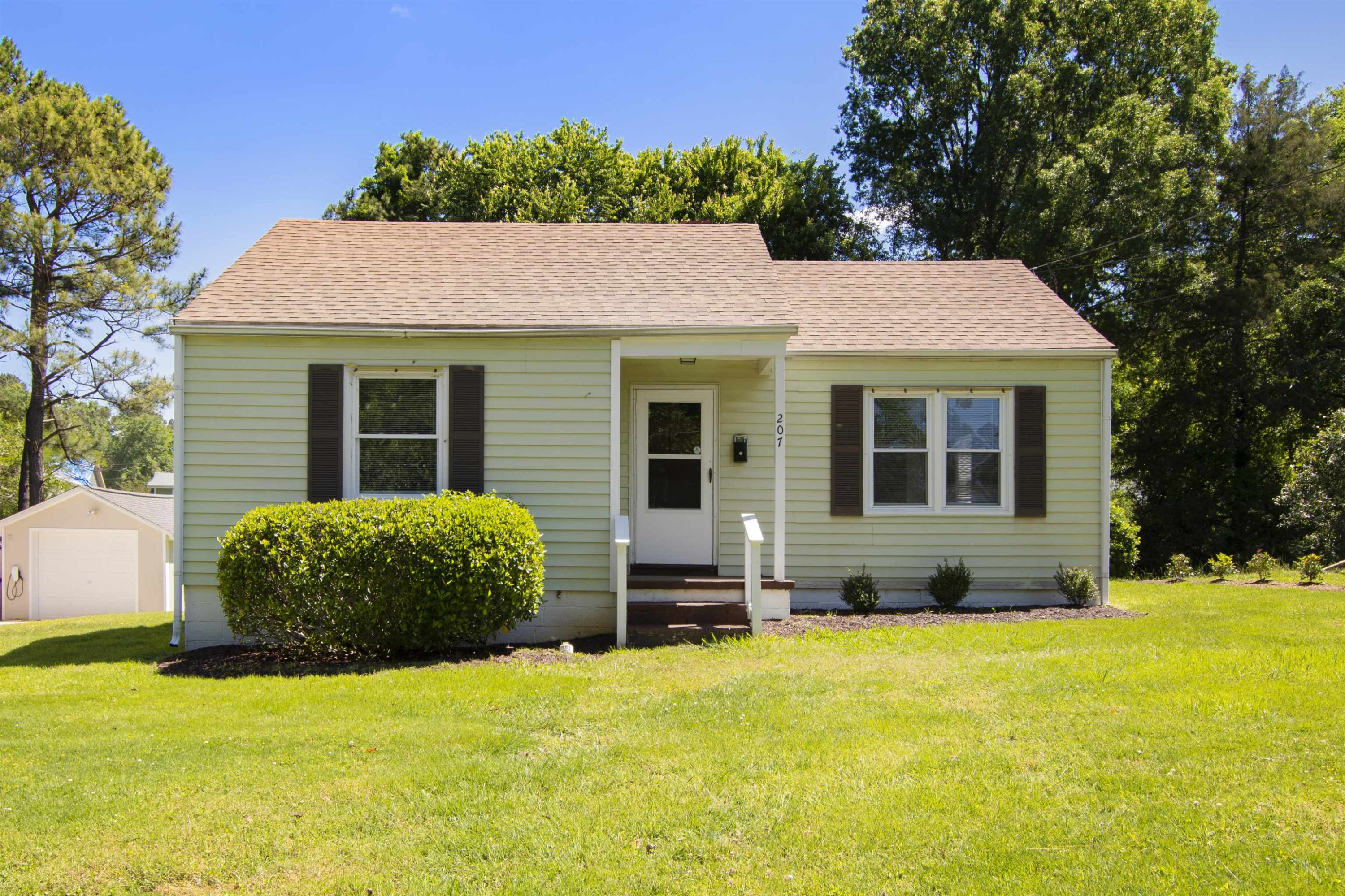207 Baggett Avenue Raleigh, NC 27604 - Photo 1 of 27 Photo 1