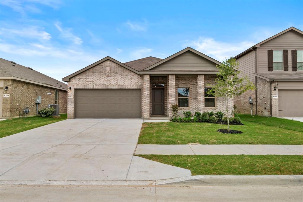 9704 Austin Holw Road Fort Worth, TX 76036 - Photo 1 of 24