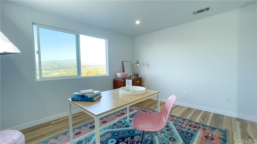 2608 Hines Drive Los Angeles, CA 90065 - Photo 11 of 38