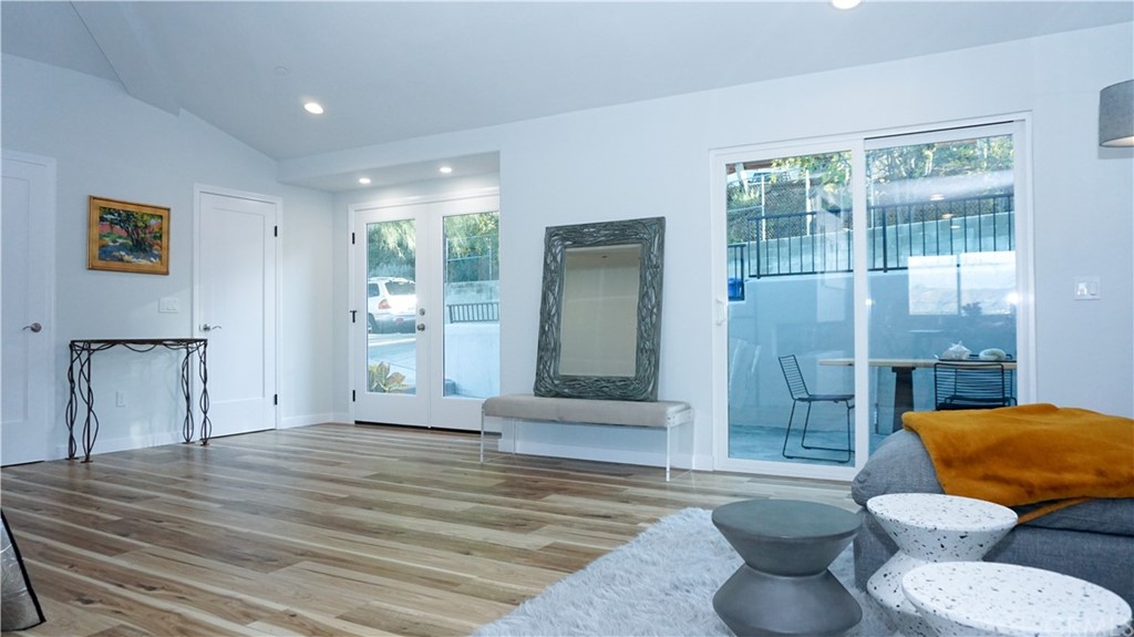 2608 Hines Drive Los Angeles, CA 90065 - Photo 14 of 38