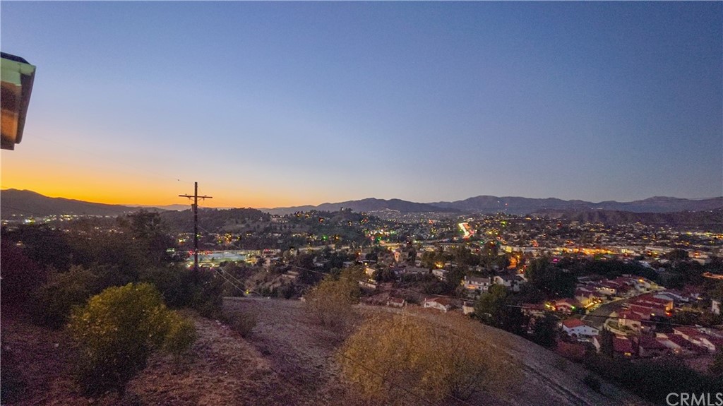 2608 Hines Drive Los Angeles, CA 90065 - Photo 21 of 38