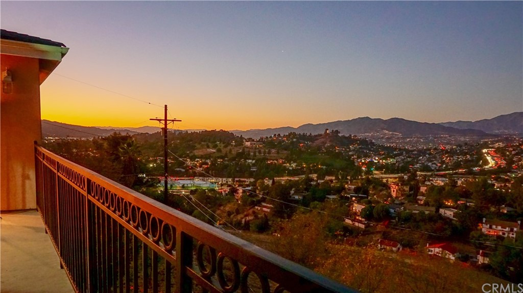 2608 Hines Drive Los Angeles, CA 90065 - Photo 33 of 38 a view of city from balcony