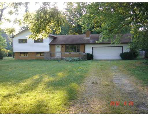 61840 Oak Road South Bend, IN 46614 - Photo 1 of 11 Gallery Image 1