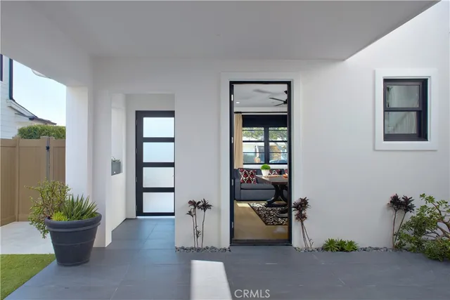 $5,785,000 | 212 Via Socorro, San Clemente, CA 92672