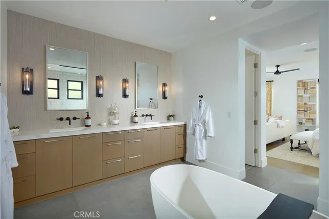 $5,785,000 | 212 Via Socorro, San Clemente, CA 92672