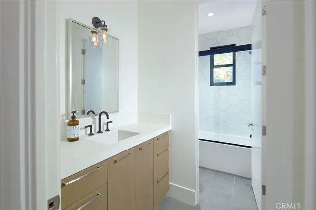 $5,785,000 | 212 Via Socorro, San Clemente, CA 92672