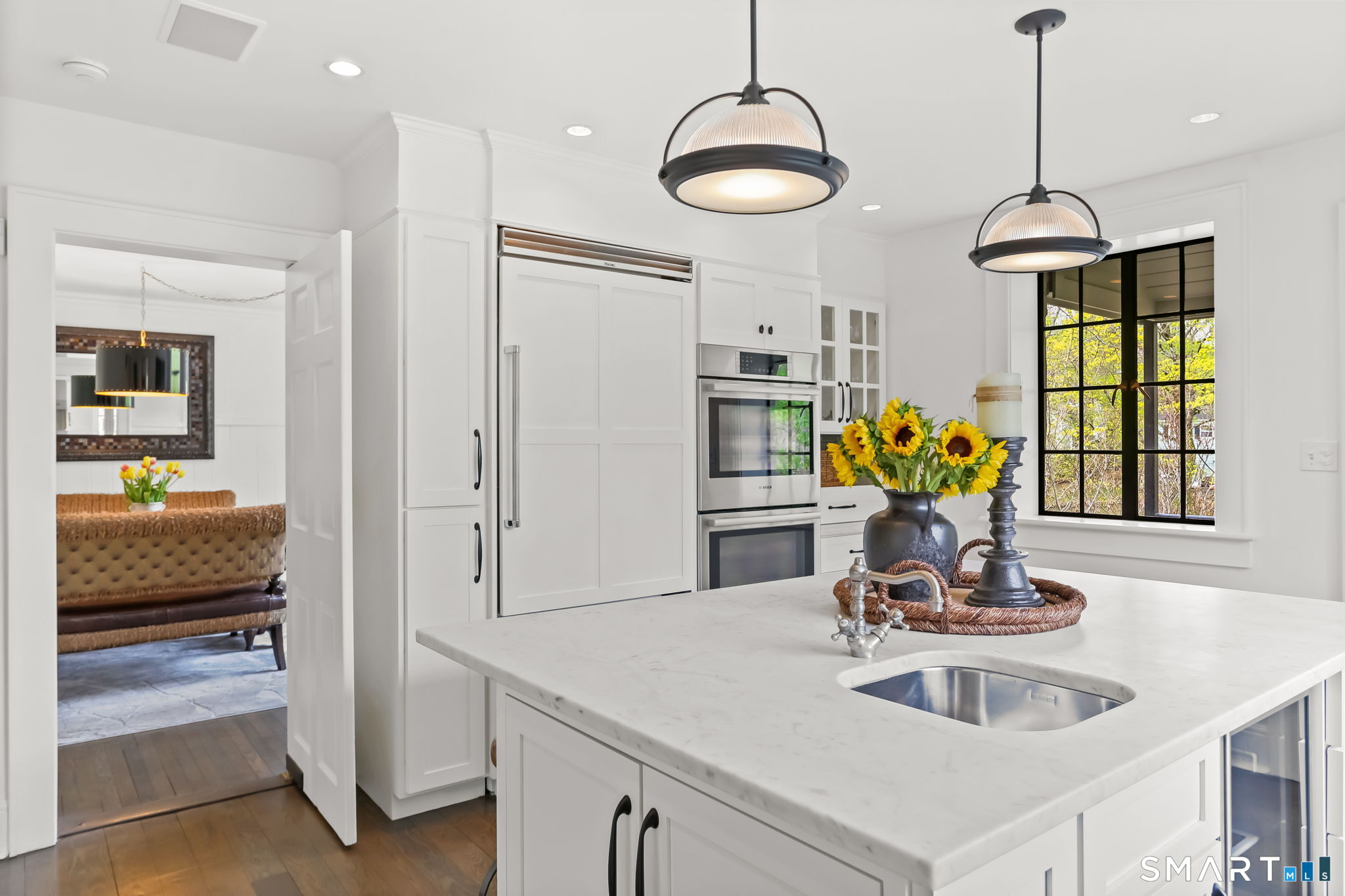 53 Goodwives River Road Darien, CT 06820 - Photo 10 of 40