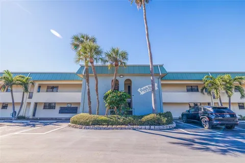 $299,900 | 12000 Capri Circle South, Unit 16, Treasure Island, FL 33706