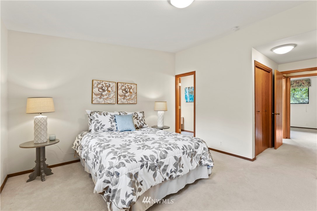 9710 Northeast 198th Street Bothell, WA 98011 - Photo 14 of 25