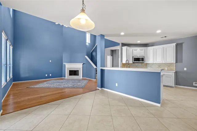 $2,475 | 12638 Riverhill Court, Houston, TX 77014