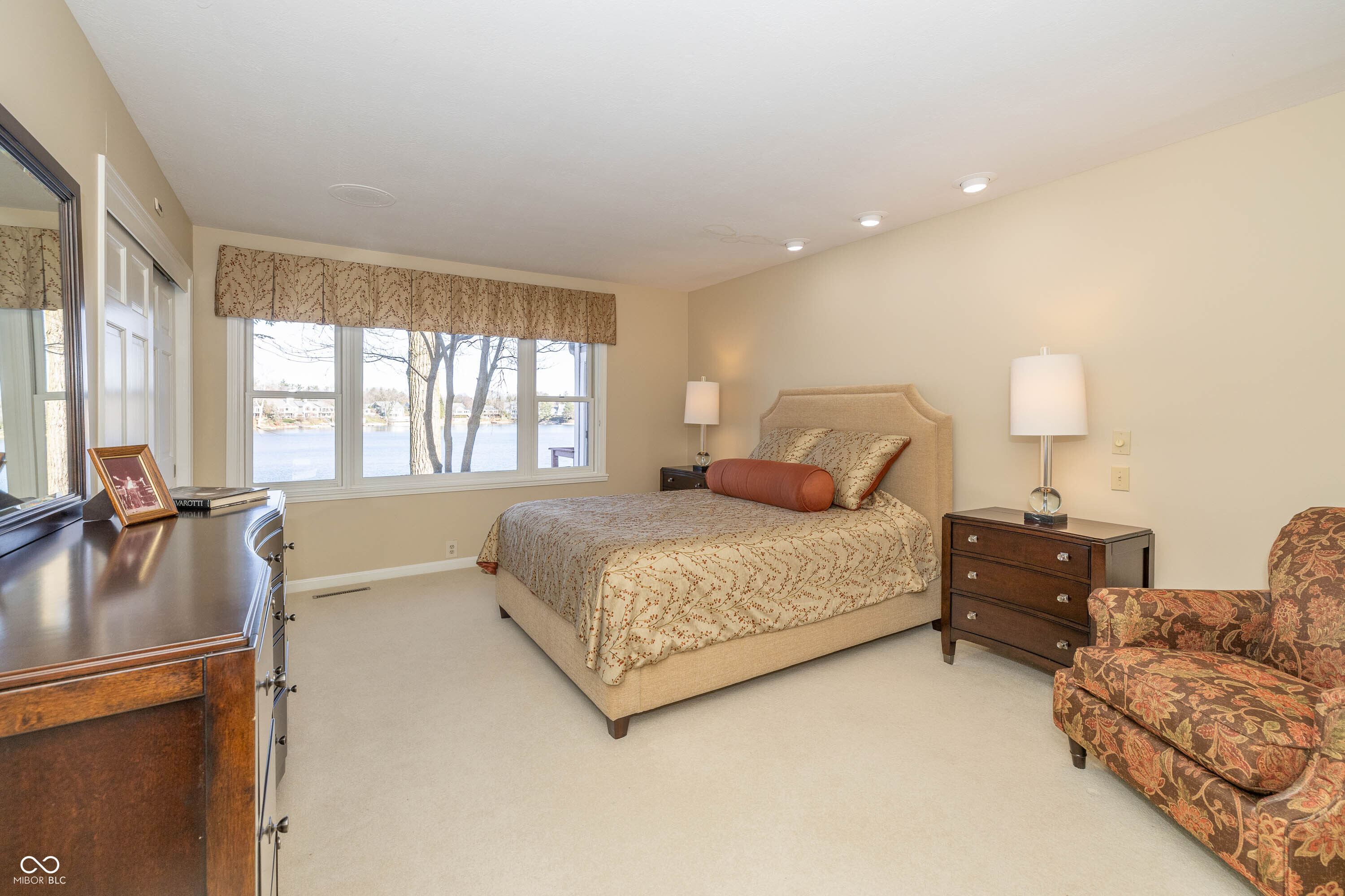 3424 Bay Rd S Drive Indianapolis, IN 46240 - Photo 13 of 34