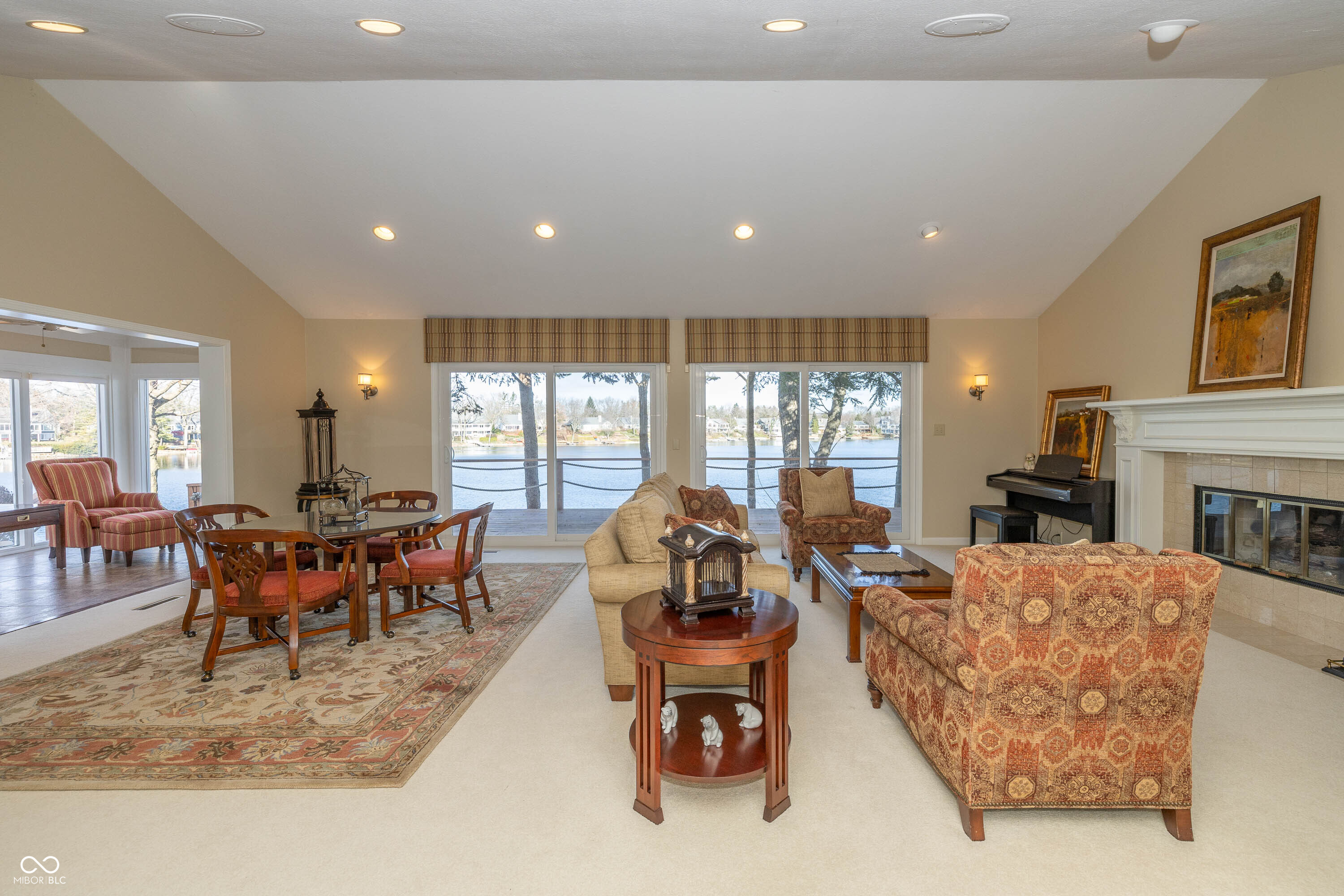 3424 Bay Rd S Drive Indianapolis, IN 46240 - Photo 4 of 34