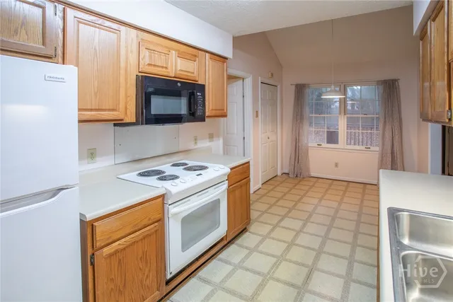 $425,000 | 15 Sherborne Road, Savannah, GA 31419