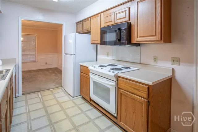 $425,000 | 15 Sherborne Road, Savannah, GA 31419