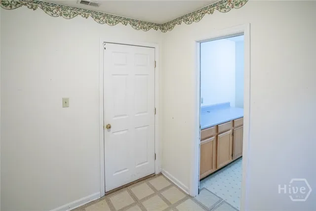 $425,000 | 15 Sherborne Road, Savannah, GA 31419