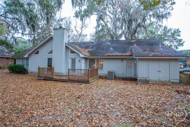 $425,000 | 15 Sherborne Road, Savannah, GA 31419