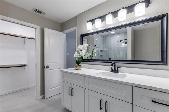 $715,000 | 7709 El Pensador Drive, Dallas, TX 75248