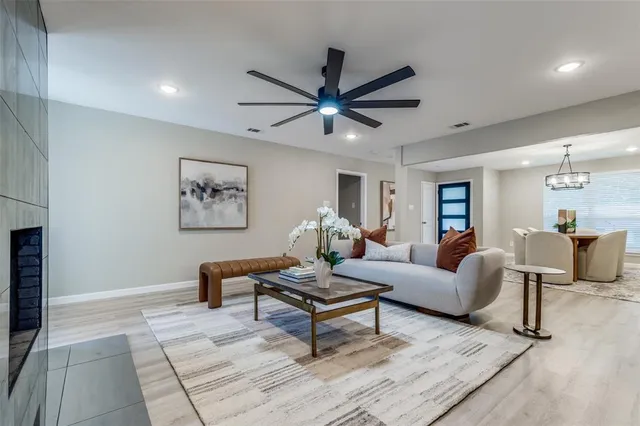 $715,000 | 7709 El Pensador Drive, Dallas, TX 75248