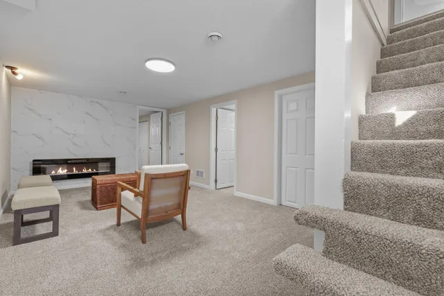 $334,900 | 161 91st Avenue Northeast, Blaine, MN 55434