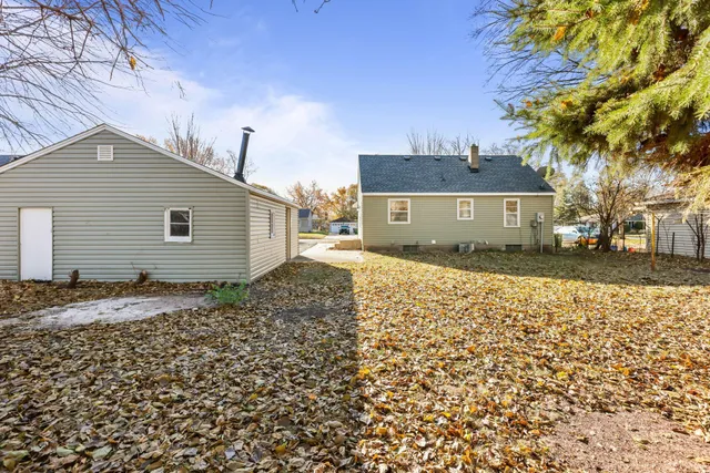 $334,900 | 161 91st Avenue Northeast, Blaine, MN 55434