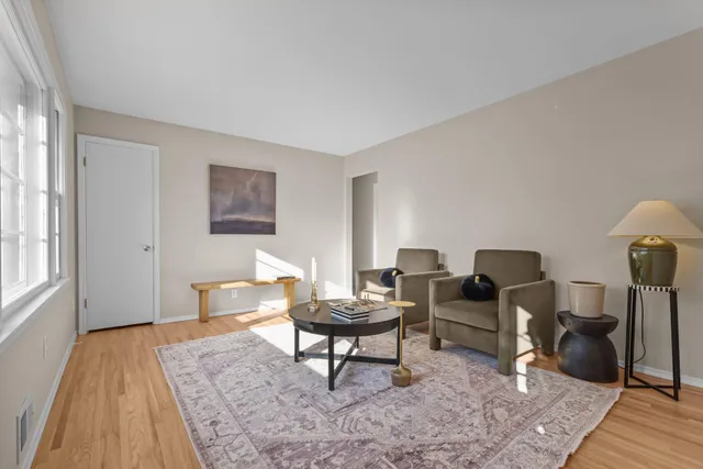 $334,900 | 161 91st Avenue Northeast, Blaine, MN 55434