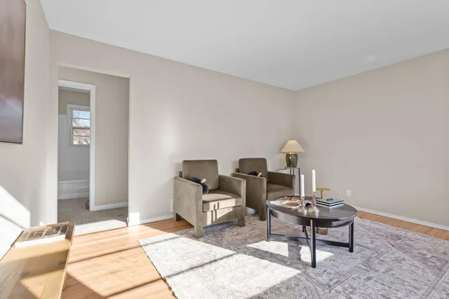 $334,900 | 161 91st Avenue Northeast, Blaine, MN 55434