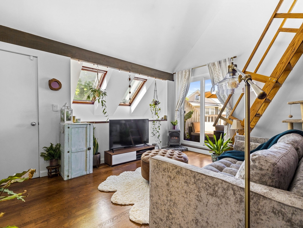 93 Governor Winthrop Road, Unit 7A Somerville, MA 02145 - Photo 13 of 21