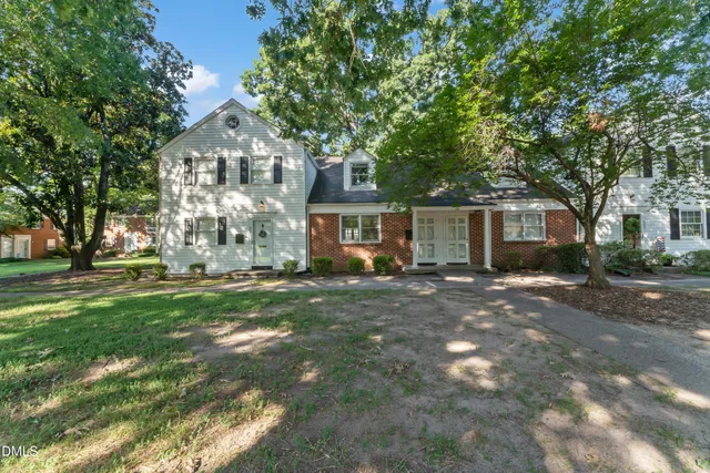$1,695 | 929 St Marys Street, Raleigh, NC 27605