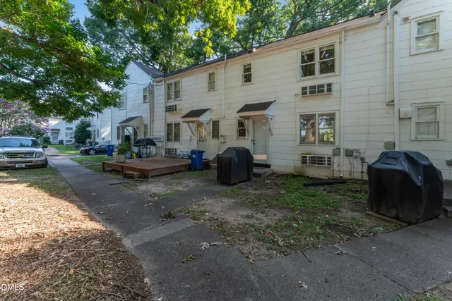 $1,695 | 929 St Marys Street, Raleigh, NC 27605