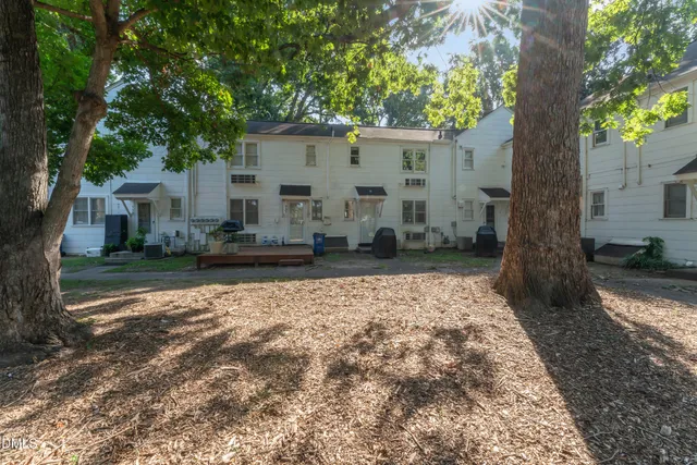 $1,695 | 929 St Marys Street, Raleigh, NC 27605