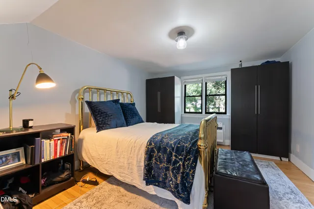 $1,695 | 929 St Marys Street, Raleigh, NC 27605