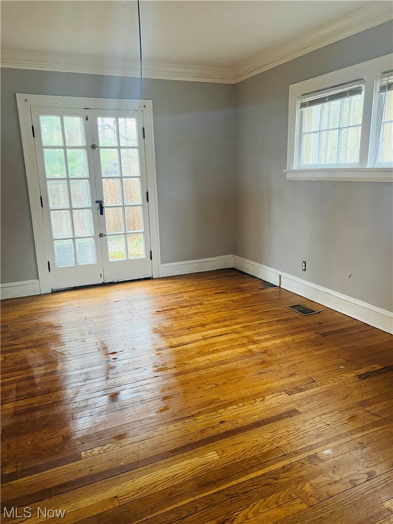 3603 Randolph Road Cleveland, OH 44121 - Photo 3 of 8 dining room