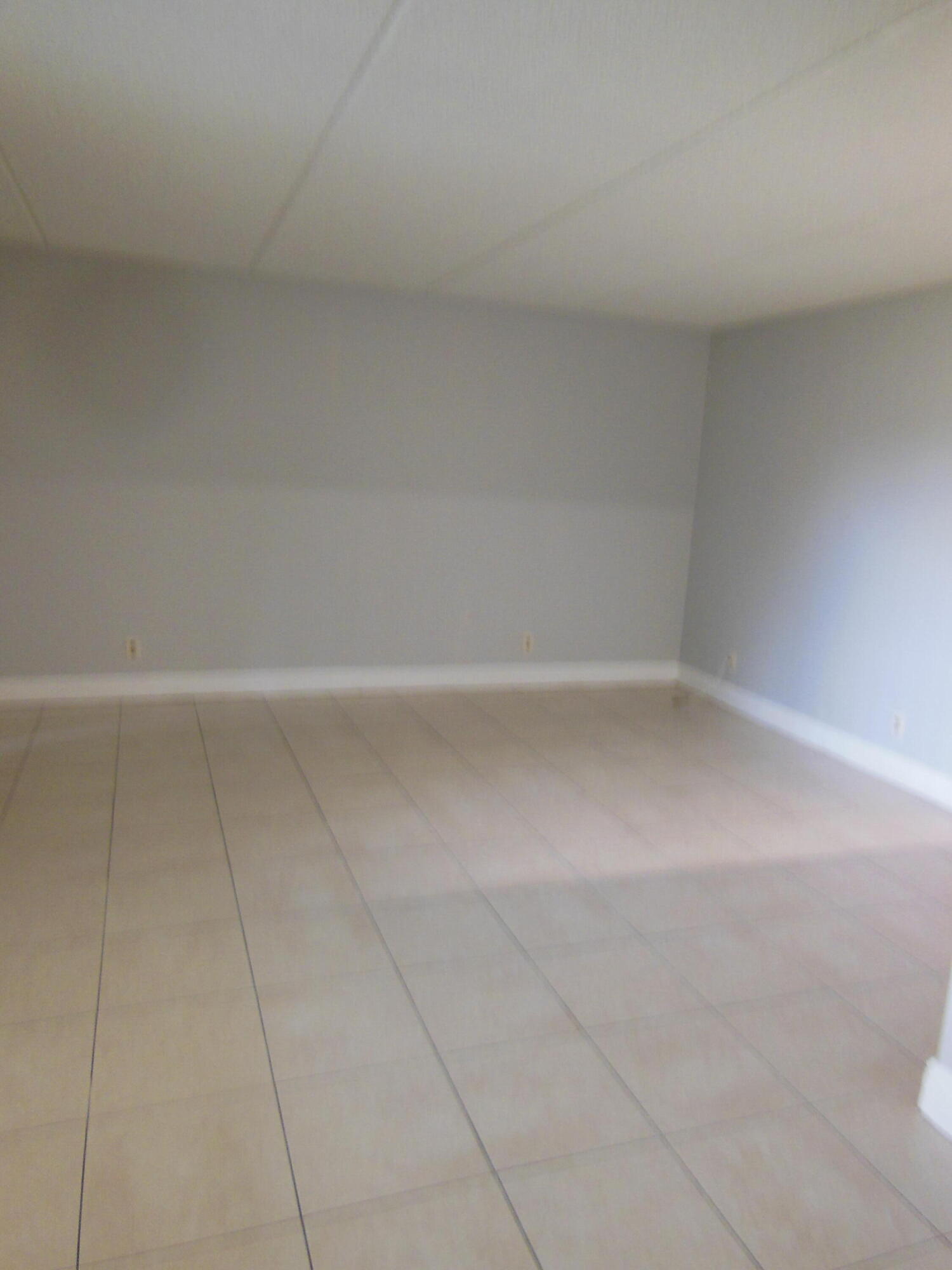 709 Meadows Circle Boynton Beach, FL 33436 - Photo 6 of 24 DSCN3349