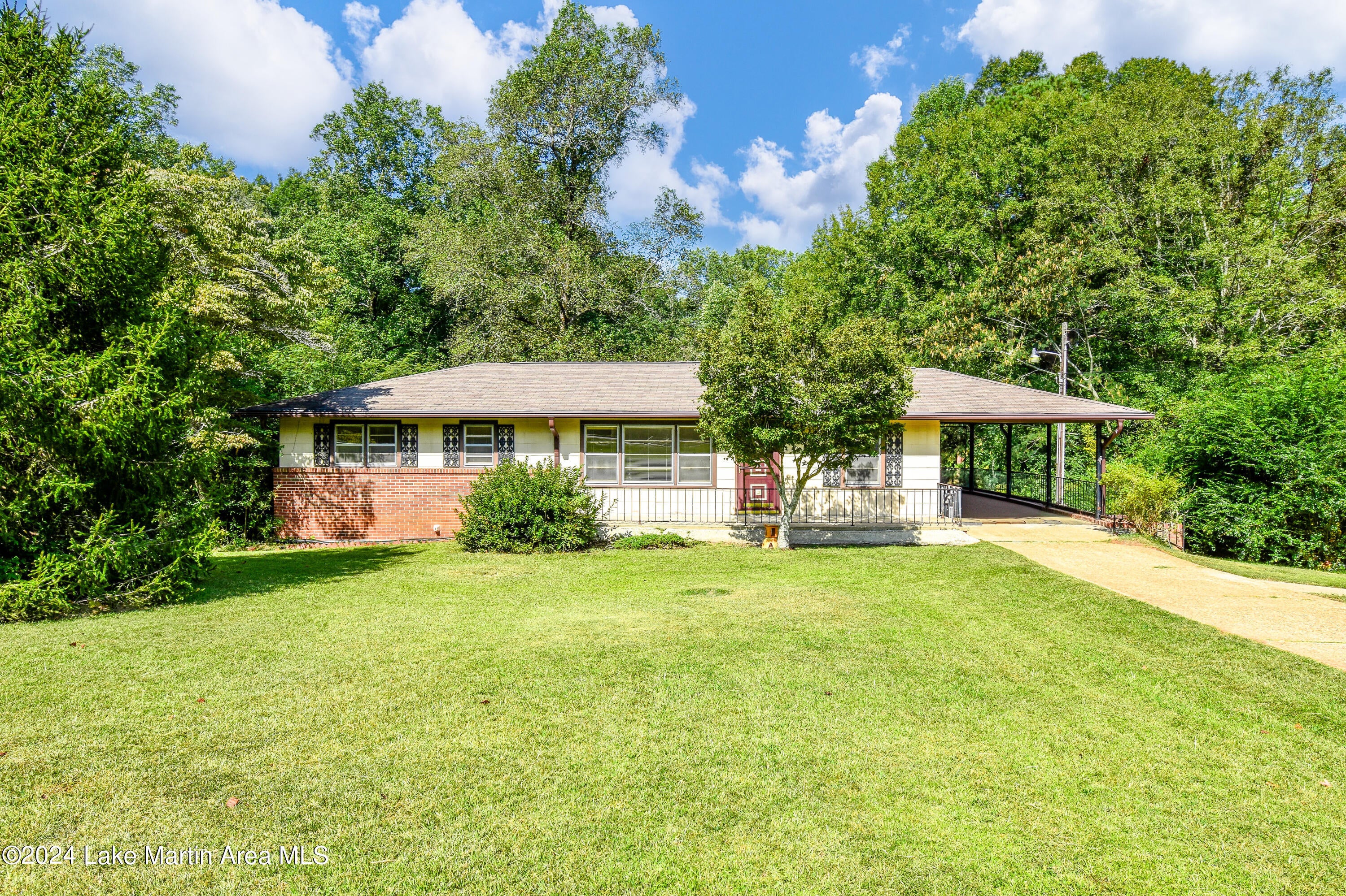 595 Halliana Road Alexander City, AL 35010 - Photo 1 of 1 595 Halliana Rd