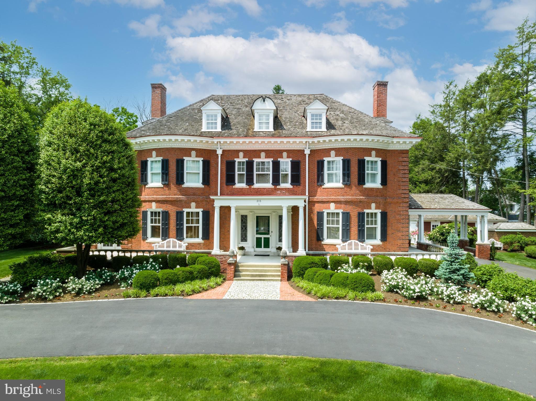 215 East Central Ave