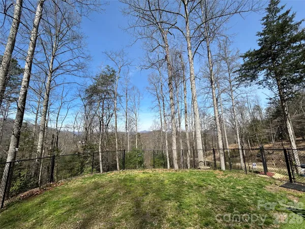 $224,500 | 73 Bear Oat Trail, Franklin, NC 28734