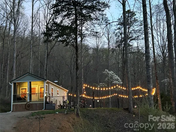 $224,500 | 73 Bear Oat Trail, Franklin, NC 28734