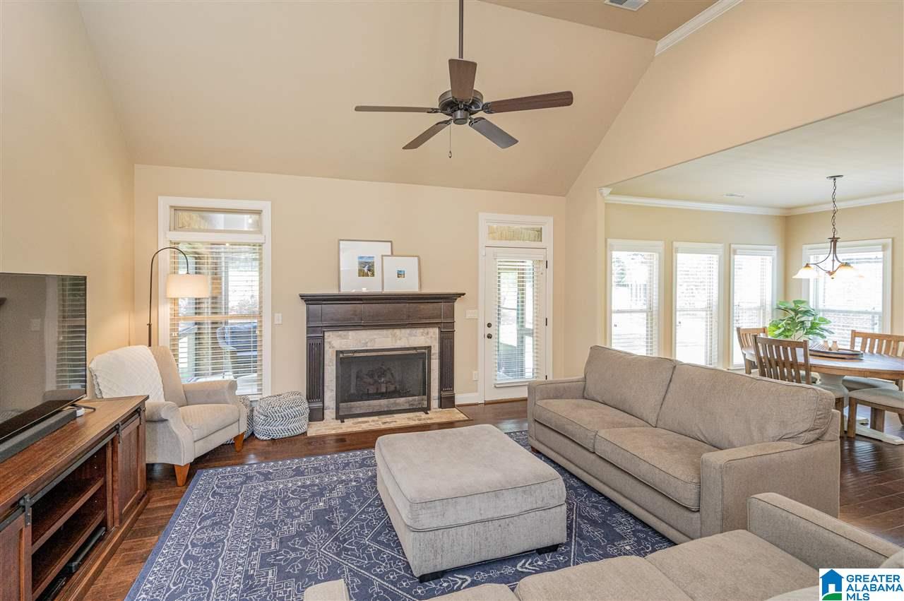383 Strathaven Drive Pelham, AL 35124 - Photo 8 of 50