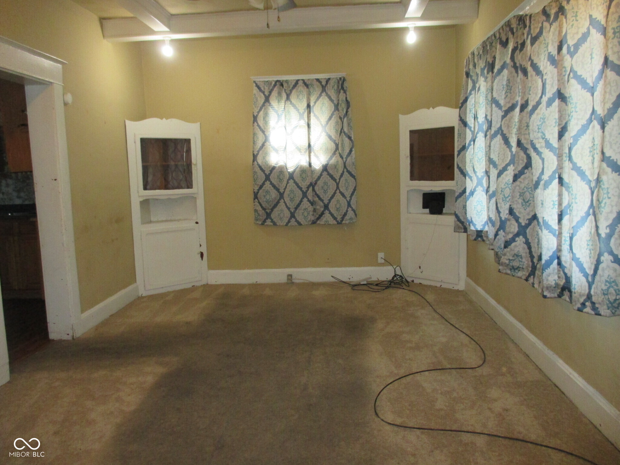 3741 Ruckle Street Indianapolis, IN 46205 - Photo 7 of 32
