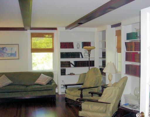 109 Longfellow Road Jamestown, RI 02835 - Photo 5 of 7 Living Room.