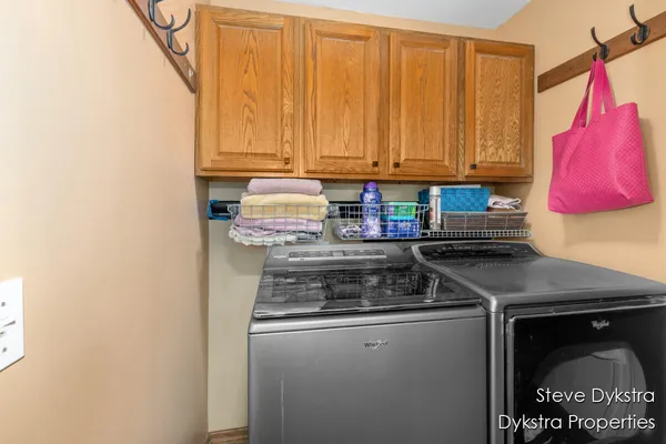 $615,000 | 2264 Grand Valley Drive Northeast, Ada, MI 49301