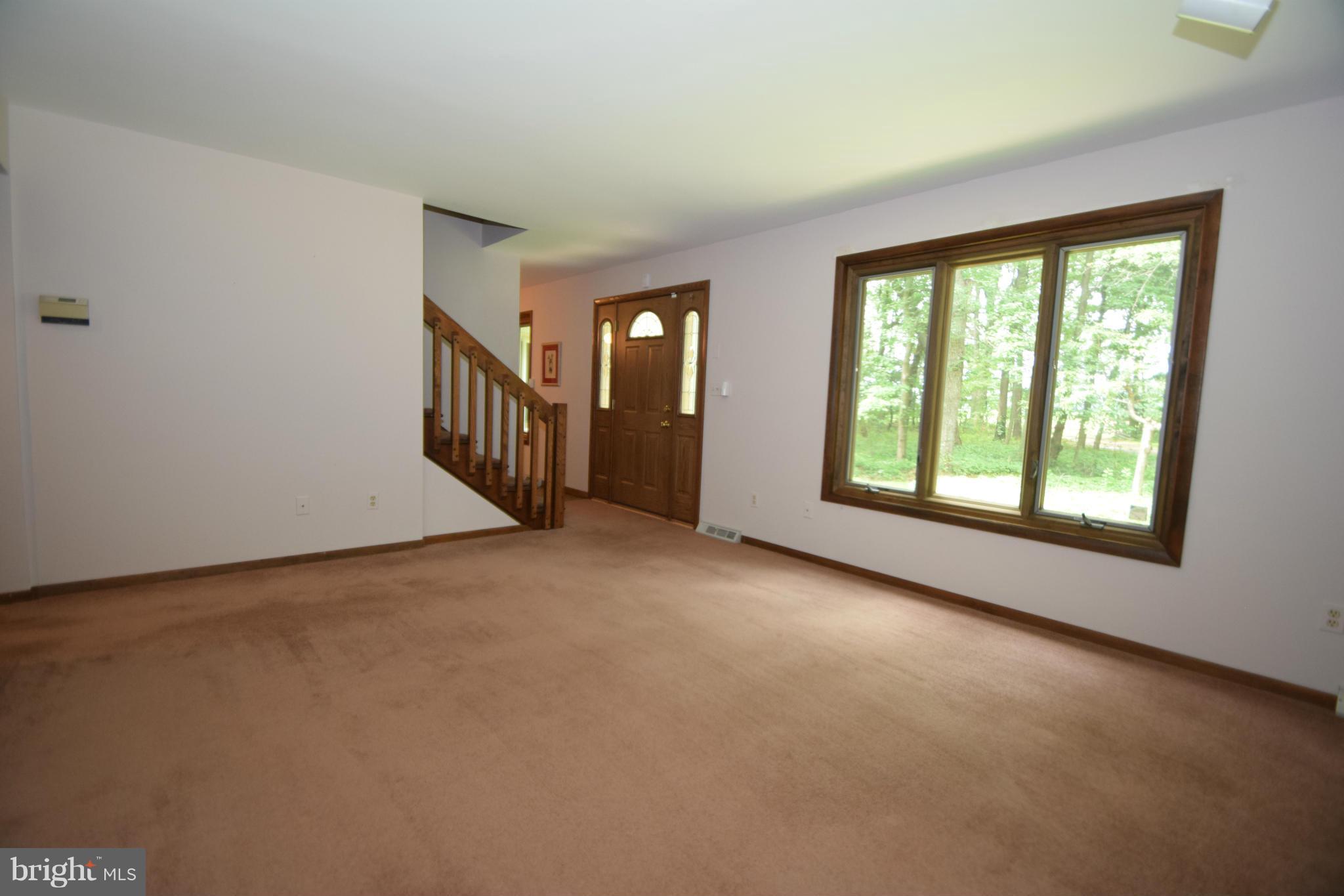 4945 St Pauls Church Road Pylesville, MD 21132 - Photo 4 of 26 Living Room