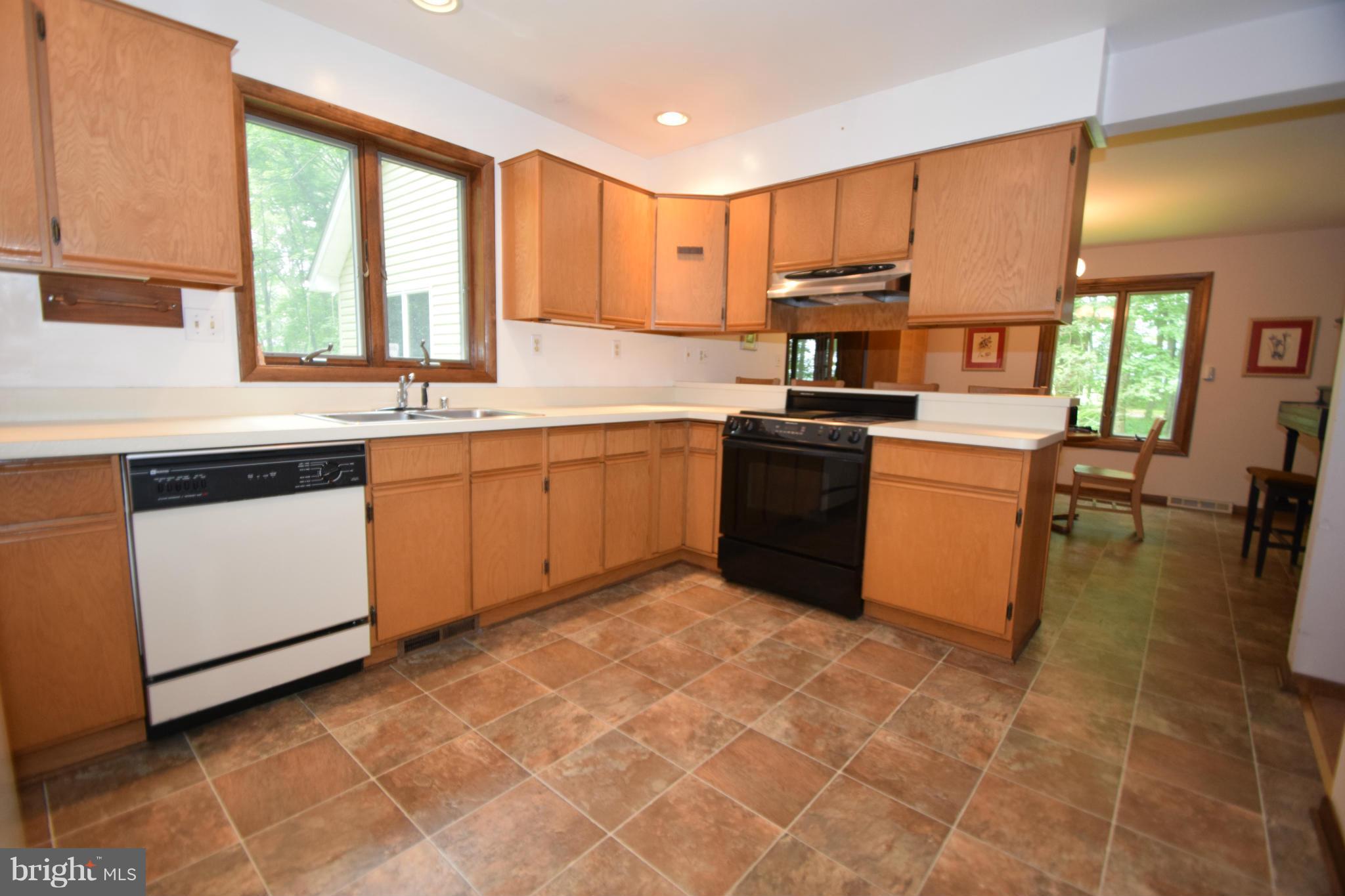 4945 St Pauls Church Road Pylesville, MD 21132 - Photo 8 of 26 Kitchen