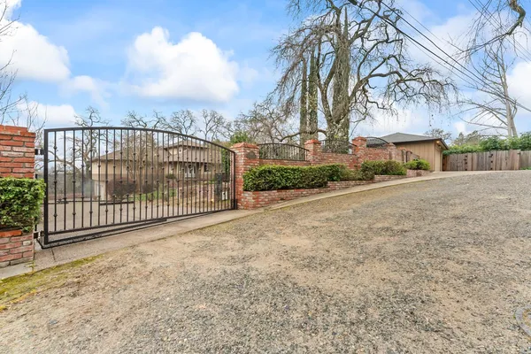$2,225,000 | 8218 Finisterre Court, Fair Oaks, CA 95628