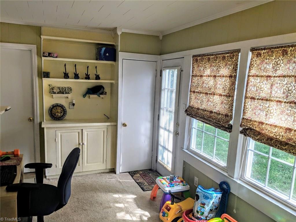 711 Locust Place High Point, NC 27265 - Photo 14 of 17