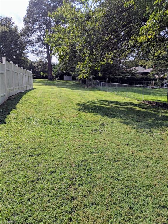 711 Locust Place High Point, NC 27265 - Photo 5 of 17