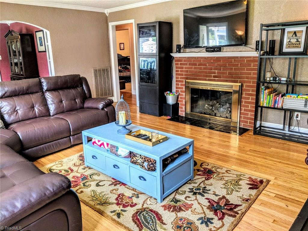 711 Locust Place High Point, NC 27265 - Photo 9 of 17