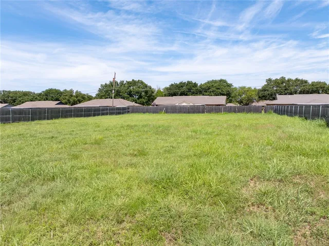 $97,000 | 220 Fox Run Lane, Robinson, TX 76706