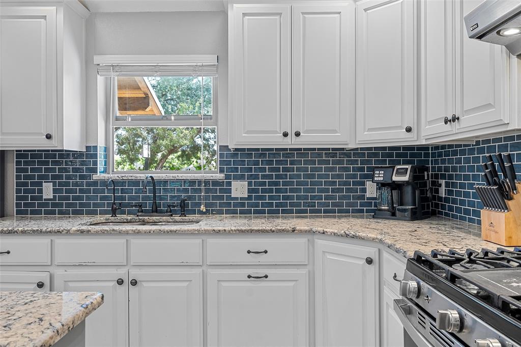 384 Ft Graham Road Waco, TX 76705 - Photo 12 of 29