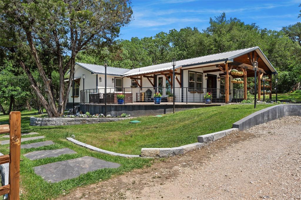 384 Ft Graham Road Waco, TX 76705 - Photo 3 of 29